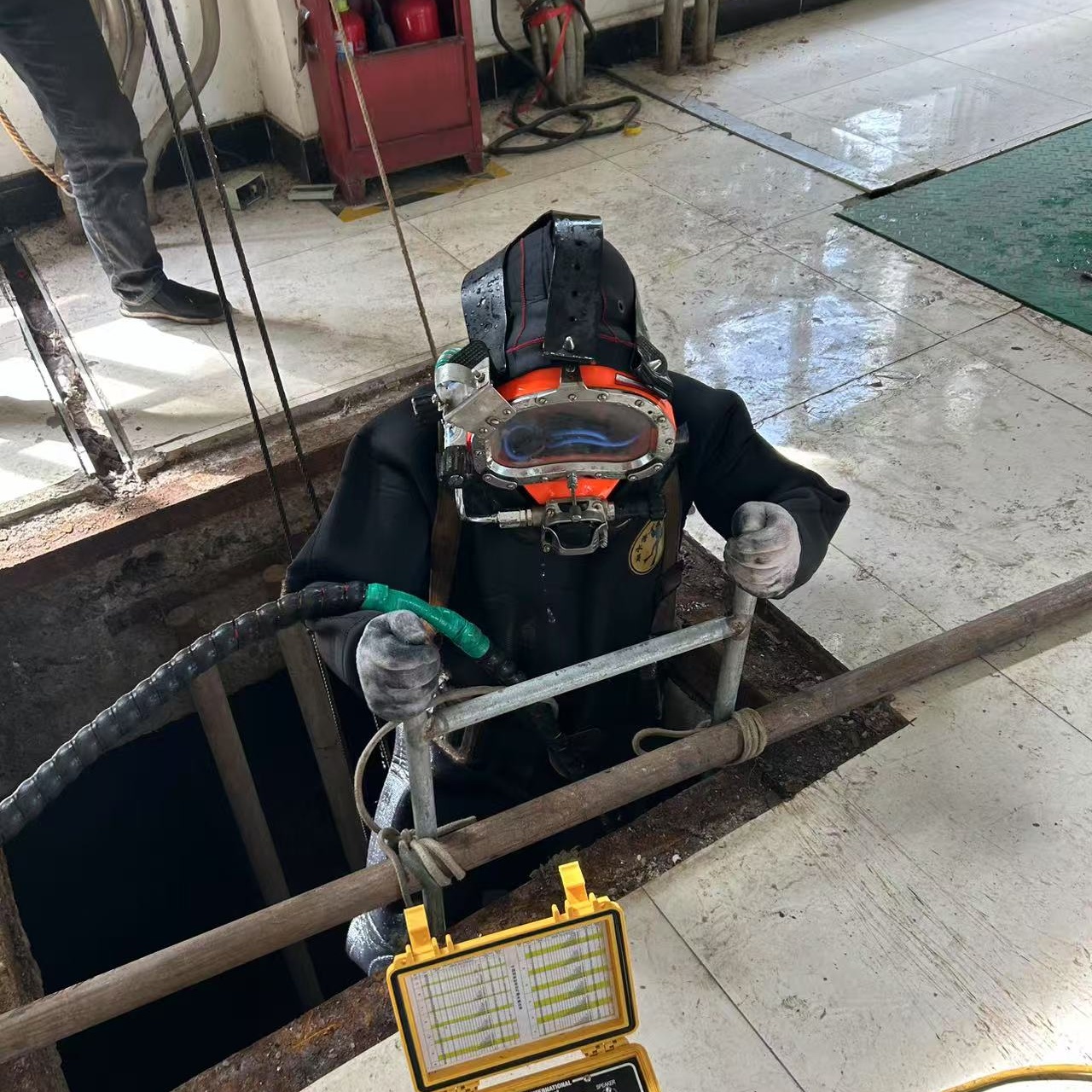 水下摄影精湛、成熟