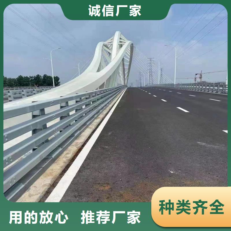 公路护栏防撞栏杆价低同行质量无忧