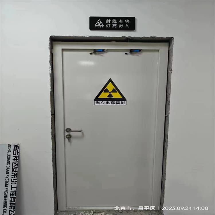 手动单开铅门厂家现货详细参数