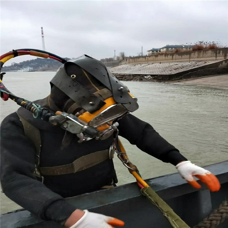东台市水下打捞手机公司-专业从事水下各种打捞